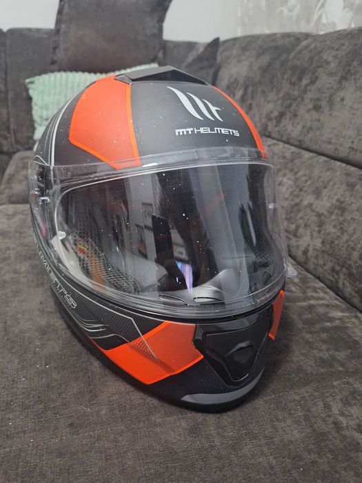 Каска за мотор - MT Helmet - Размер S
