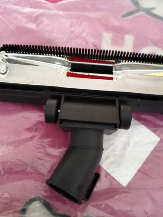 продам щётку на пылесос