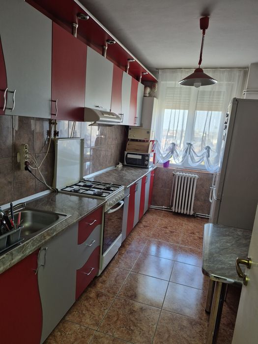 Apartament central cu 3 camere Salonta