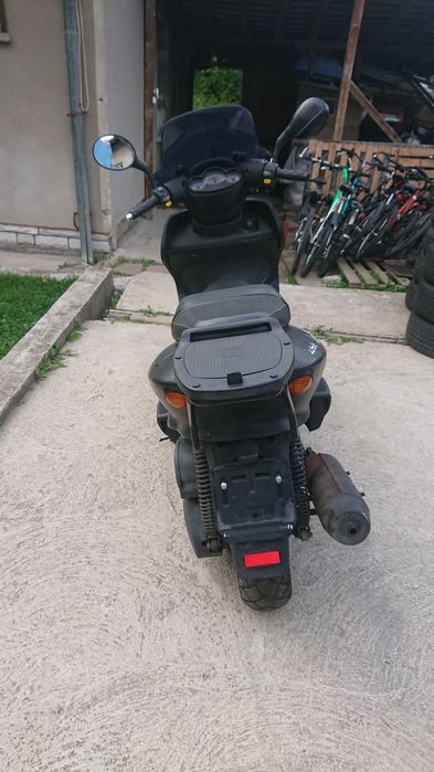 Скутер Yamaha Yp125R