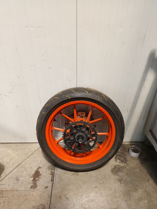 Janta KTM r17 150/60