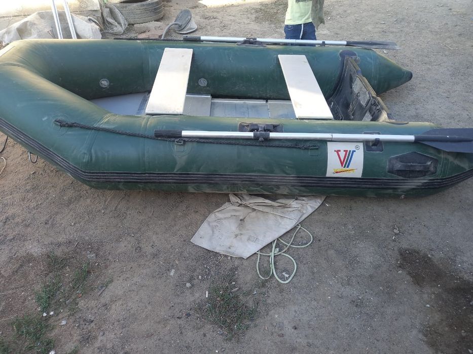 Продам лодку пвх б\у