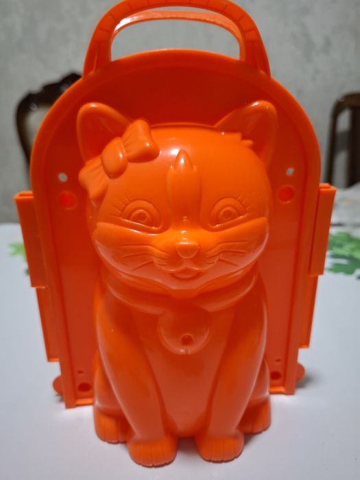 Отдам  бесплатно  форма для гипса