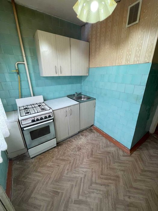 Продам 4-х квартиру 5 микрорайон.