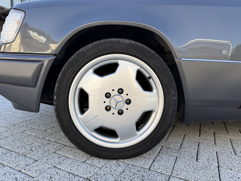 MERCEDES-BENZ E-Class 1994 — imagine 5