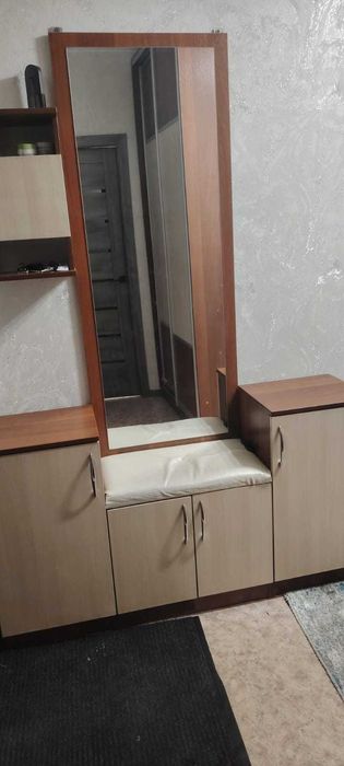 Шкаф шифонер прихожая