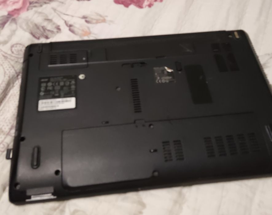 Срочно продается ноутбук Acer aspire 5742g