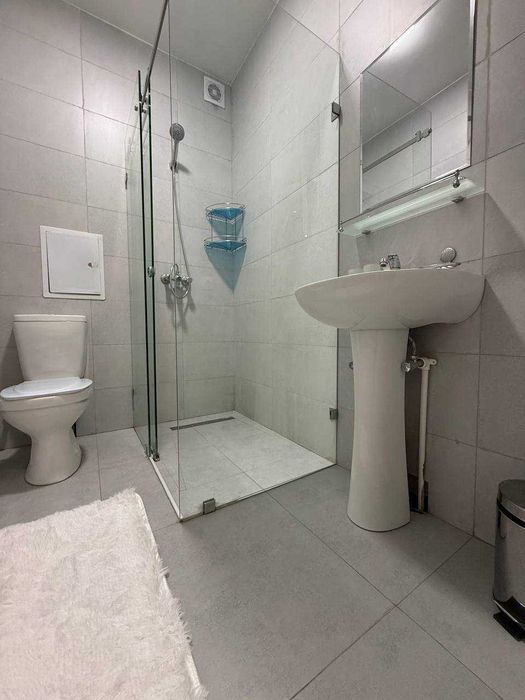 Улица Махтумкули. Сдам в аренду отличную 1/1/15   в ЖК Besh Chinor .