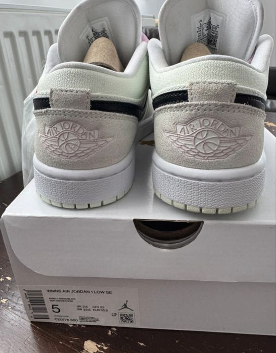 Adidasi air1 low