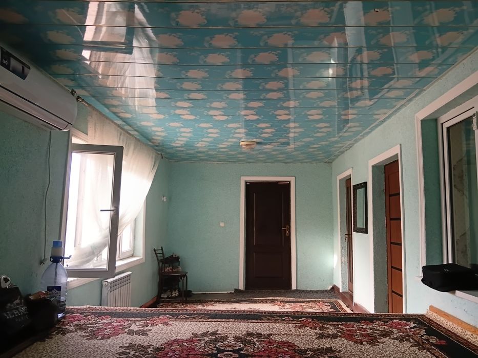 Uy hovli sotiladi obmen bolad