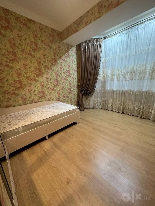 Продается 4-комнатная квартира, Яккасарайский район