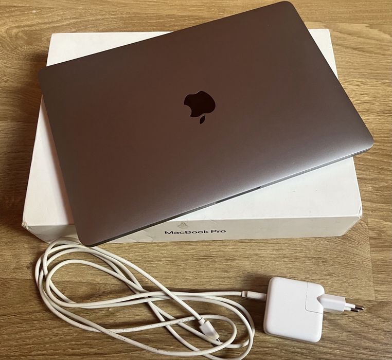 MacBook PRO  100% Bateria  256 GB  16 GB RAM