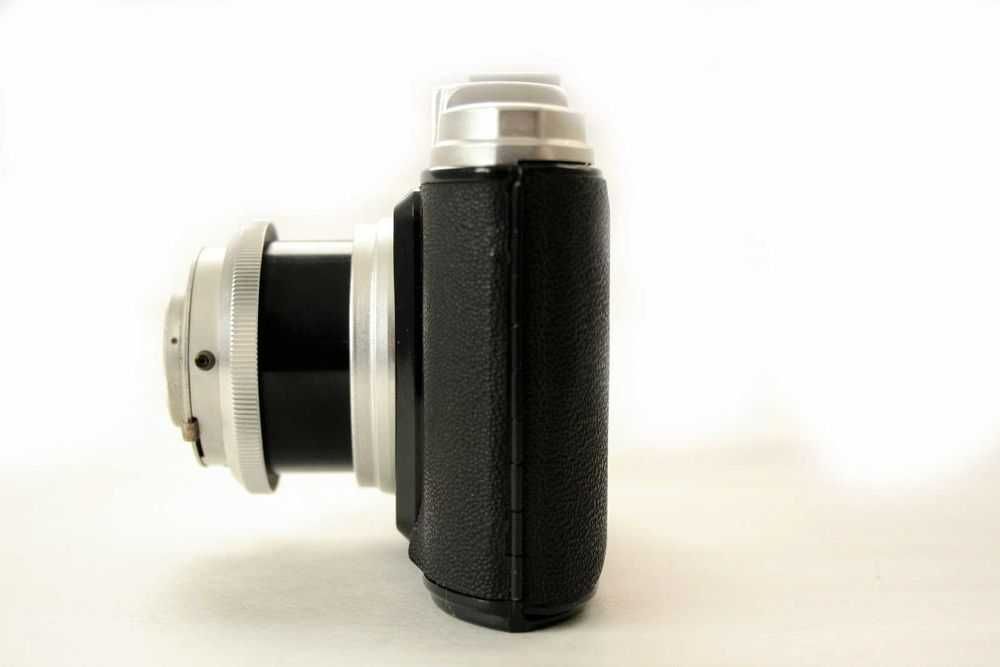 Agfa Click II Beacon Two Twenty Five Agfa Isola Polaroid 210 Automatic