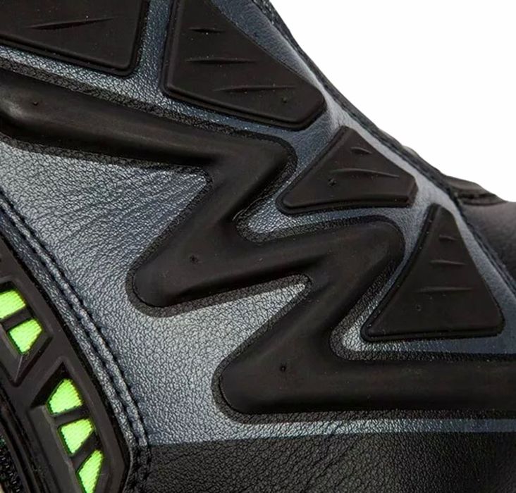 Мото ботуши Eleveit RC Pro номера 41 и 45
Eleveit RC Pro 
Black / Fluo