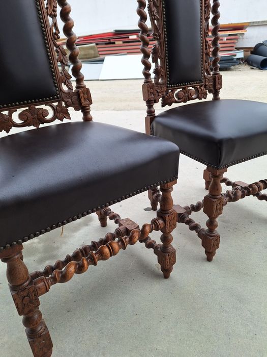 2 броя стари ( ретро ) столове