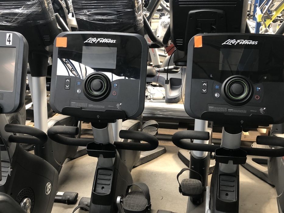 Aparate cardio. technogym