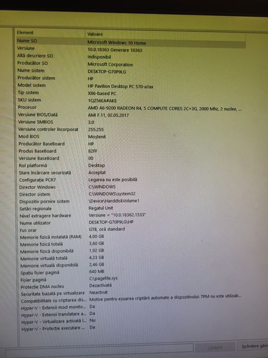 Calculator HP TPC W031-SF cu monitor