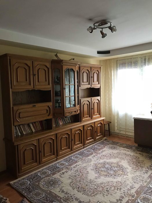 Apartament 3 camere parter zona Rogerius Aluminei