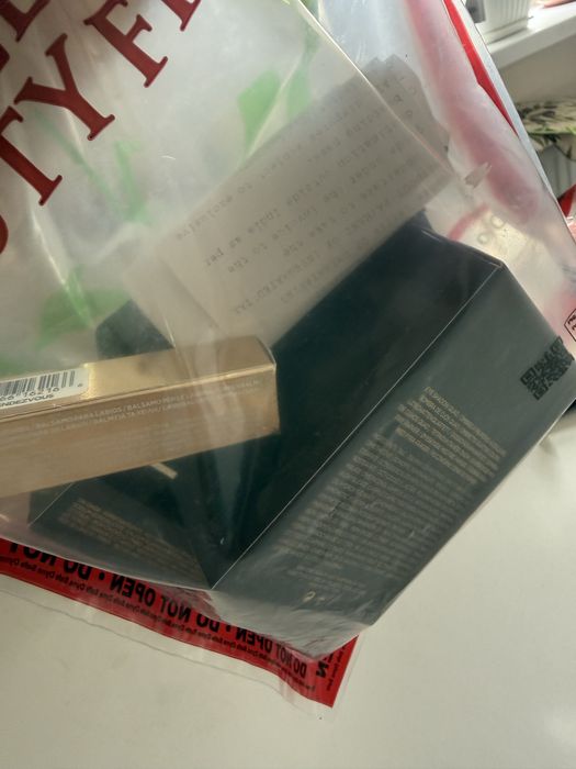 Продам оригинал Тени Tom Ford и помаду