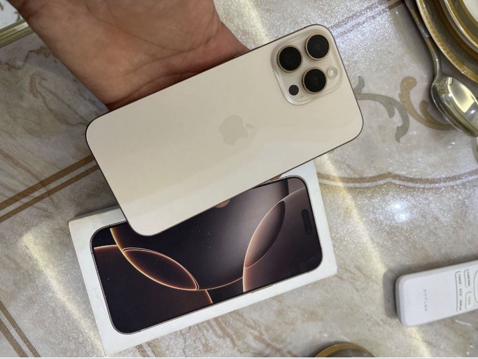 16pro max 256gb natural titan