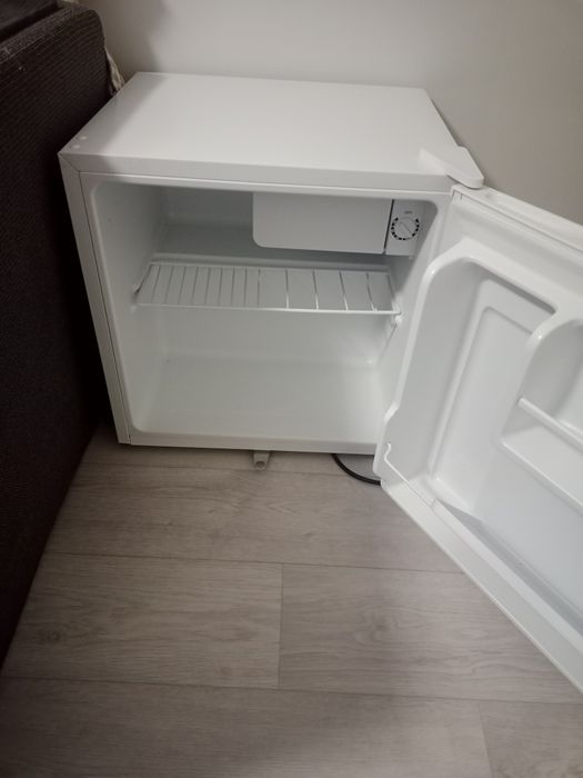 Холодильник новый