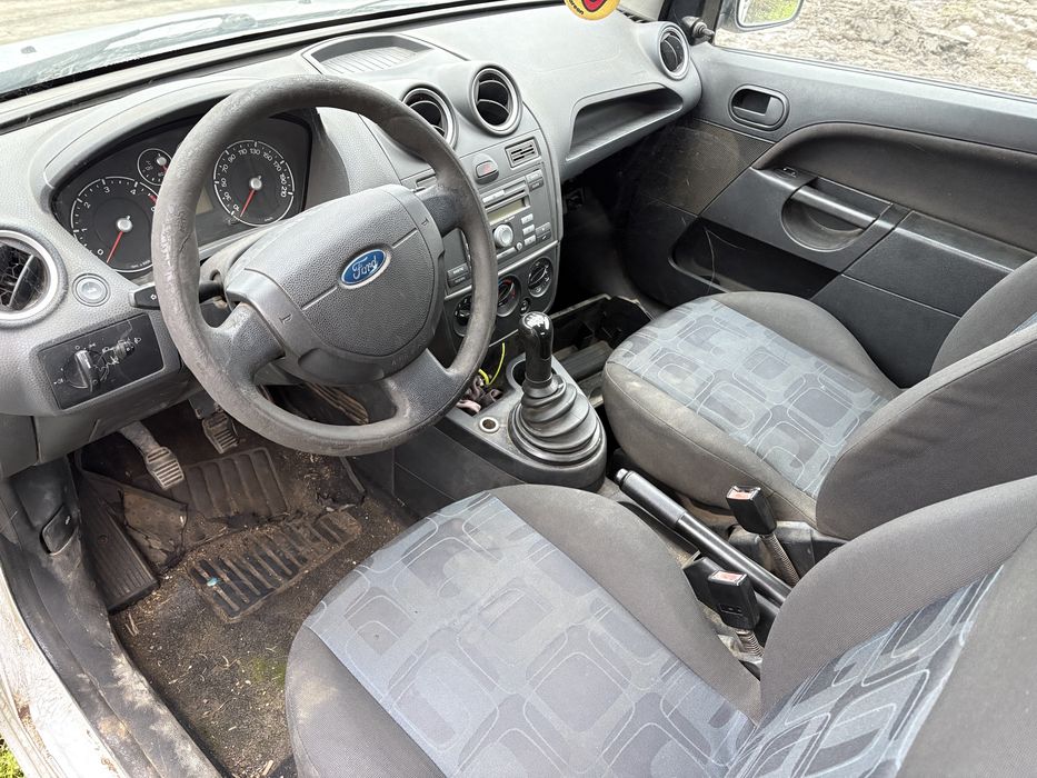 Ford Fiesta 1.4 TDCI 2007 товарен