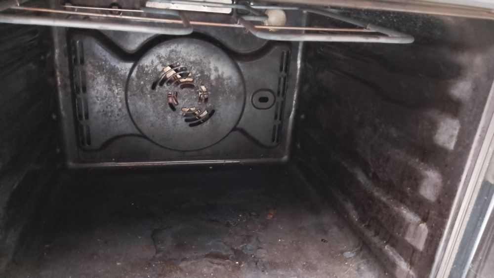 Професионална фурна, запазена, фритюрник, Микровълнова  20 лева и друг