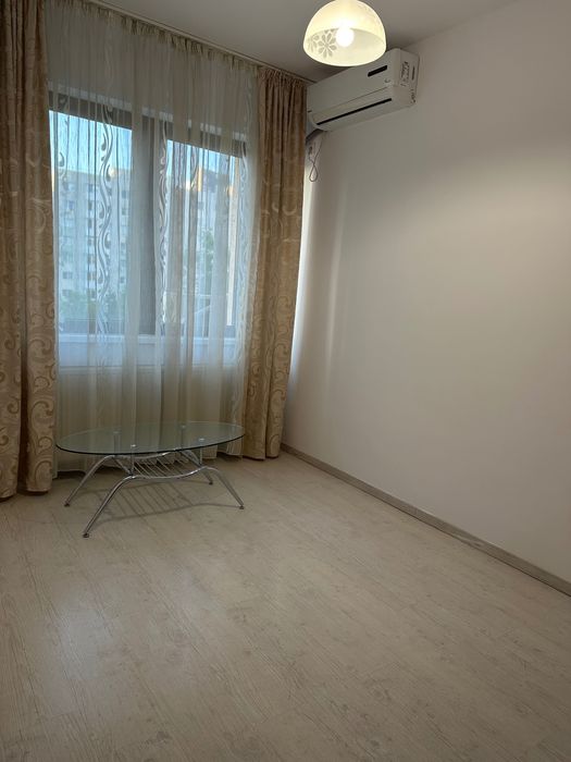 Închiriez apartament 2 cam, P-ta Victoriei, bloc din 2013