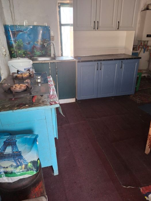 үй сатылады тезарада