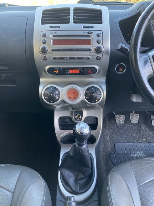 Тойота урбан крузер/Toyota urban cruser 1.4D4D/90кс 09-14г