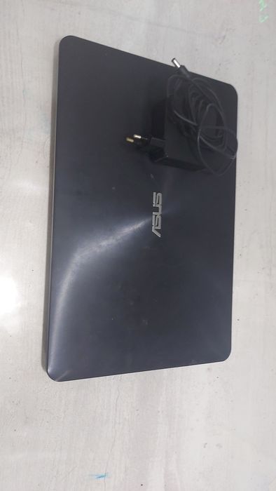 Ноутбук Asus серый