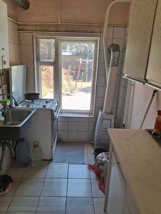 Продаётся угловой участок 3,7сотки недалеко от ул.Себзор.