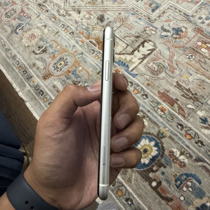 Iphone 11 128Gb продам