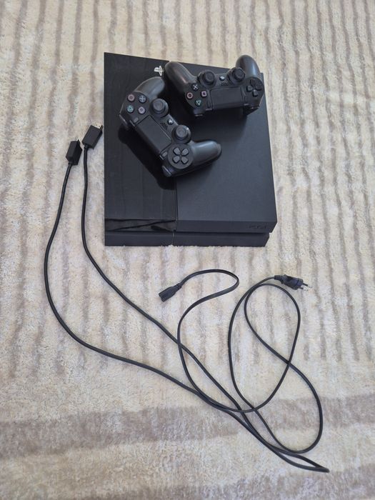 Playstation 4 (Fat)