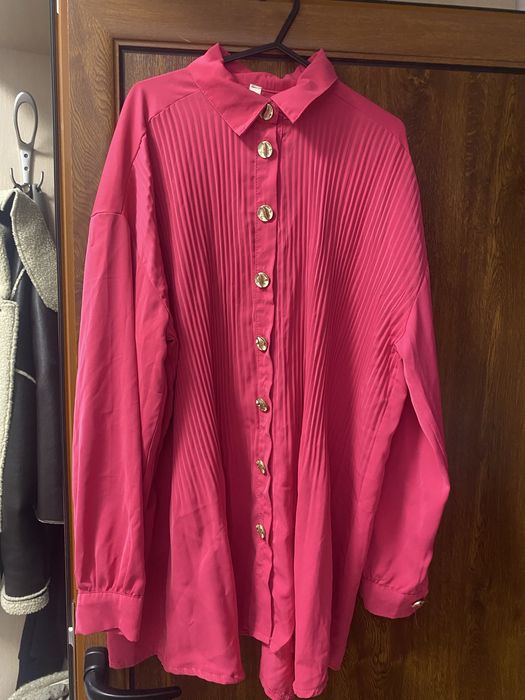 Продавам розова рокля