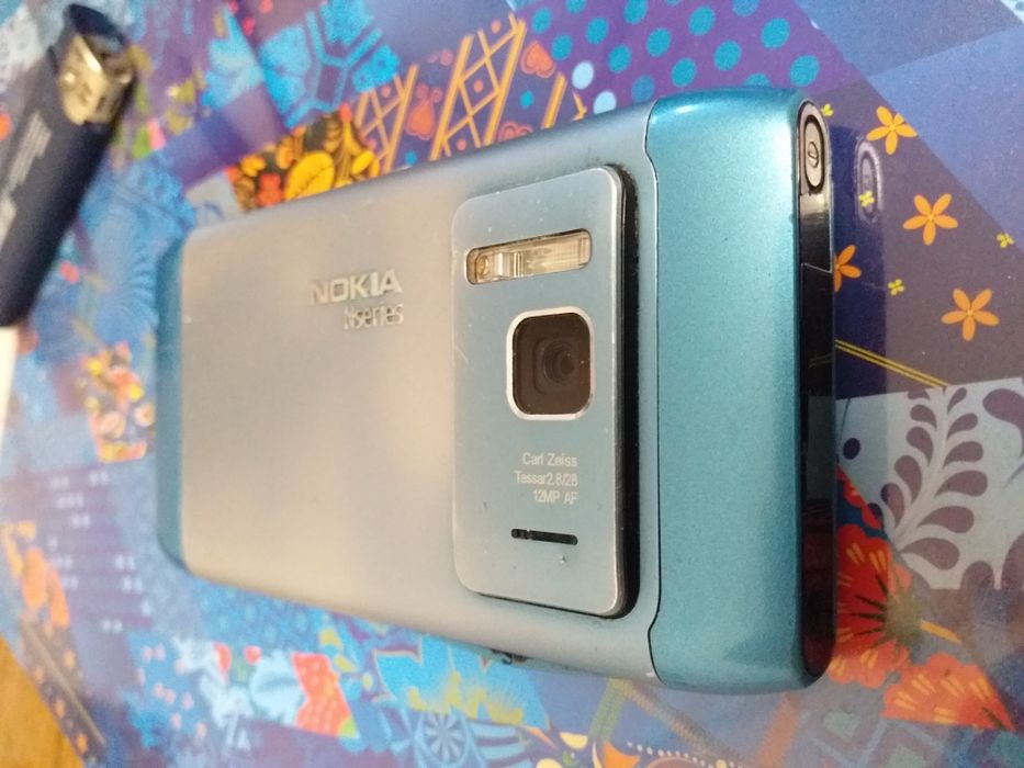 нокиа N8-00 гв2010