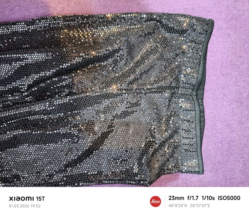 Pantaloni negri cu paiete mărimea 146 (11 ani)