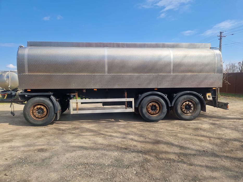 Cisternă apă UAN   lapte inox 19500l pentru  agricultura