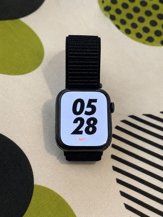 Apple Watch Series 8 2022 GPS + Cellular, Graphite Stainless Steel 45mm, Ca nou