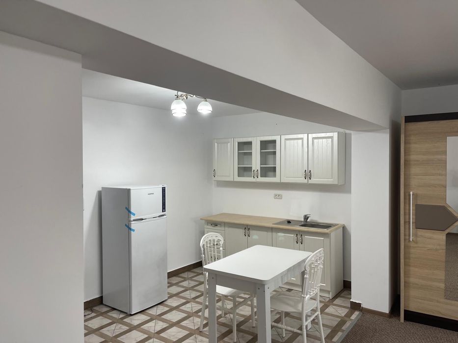 Oferim spre inchiriere 3 tipuri de apartamente/garsoniere Caransebes
