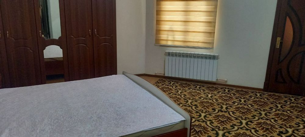 Uy sotiladi shinam va brcha qulayliklarga ega
Количество комнат: 4
Эта