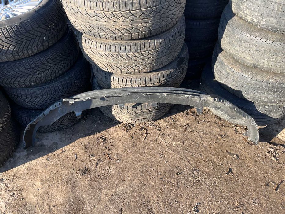 Лип Lexus LBX 24-