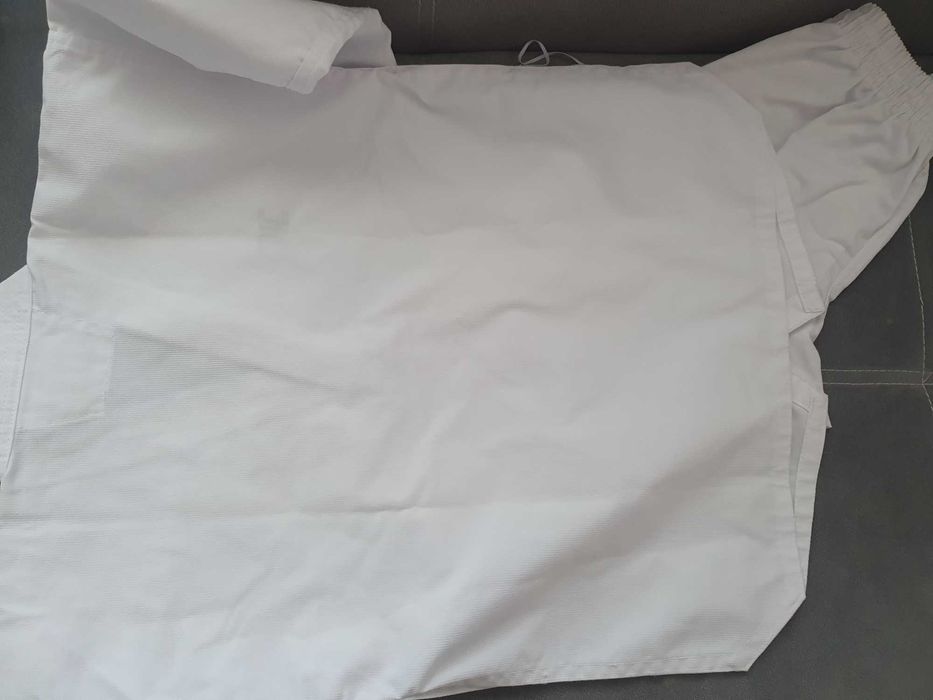 Ново кимоно 150 размер