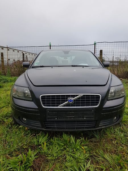 Dezmembram Volvo S40