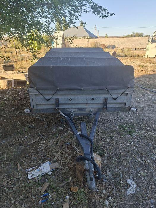 Продам прицеп  заводской