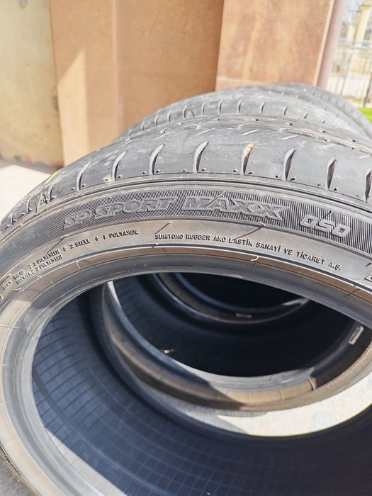 Гуми.  DUNLOP 225/44/R17
