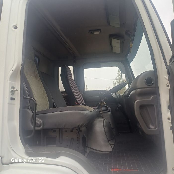Isuzu 10 tonnalik sotiladi yurigan par abeki 385 ming  2021 yil