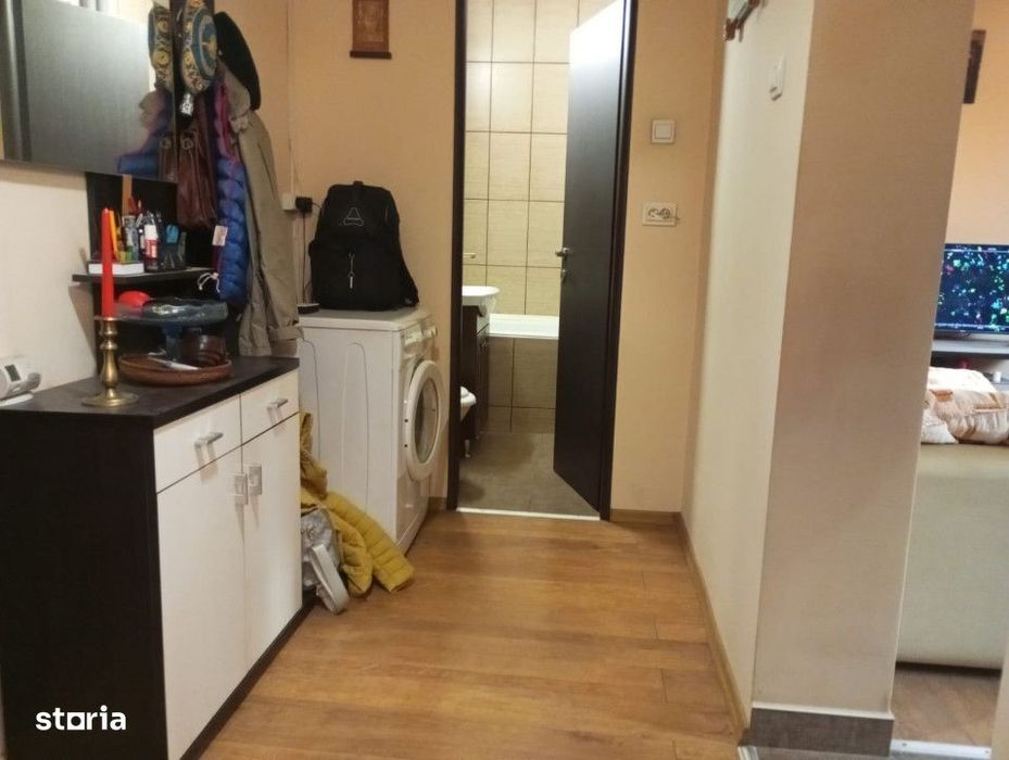 De vanzare apartament cu 2 camare decomandat Manastur