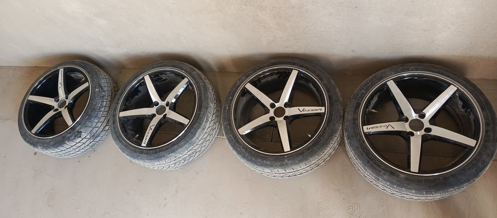 Vossen 17  saka diska