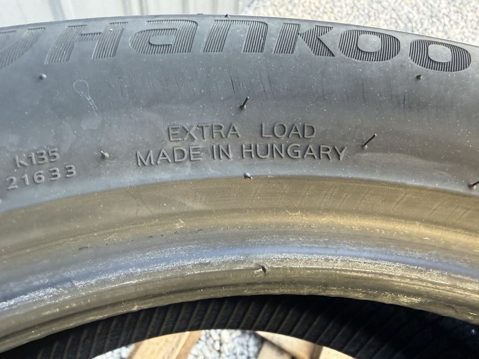 2бр 215/55/17 на 7мм с 24дот Ханкок